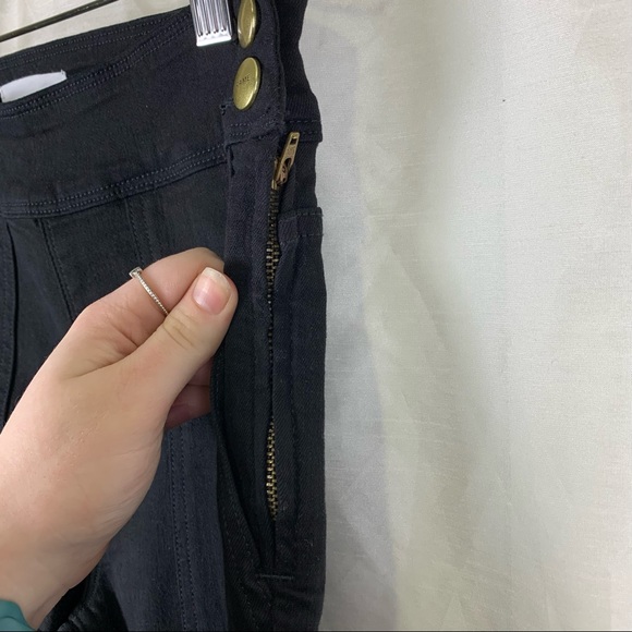 FRAME Denim Le Francoise Jeans in Film Noir - Picture 7 of 14